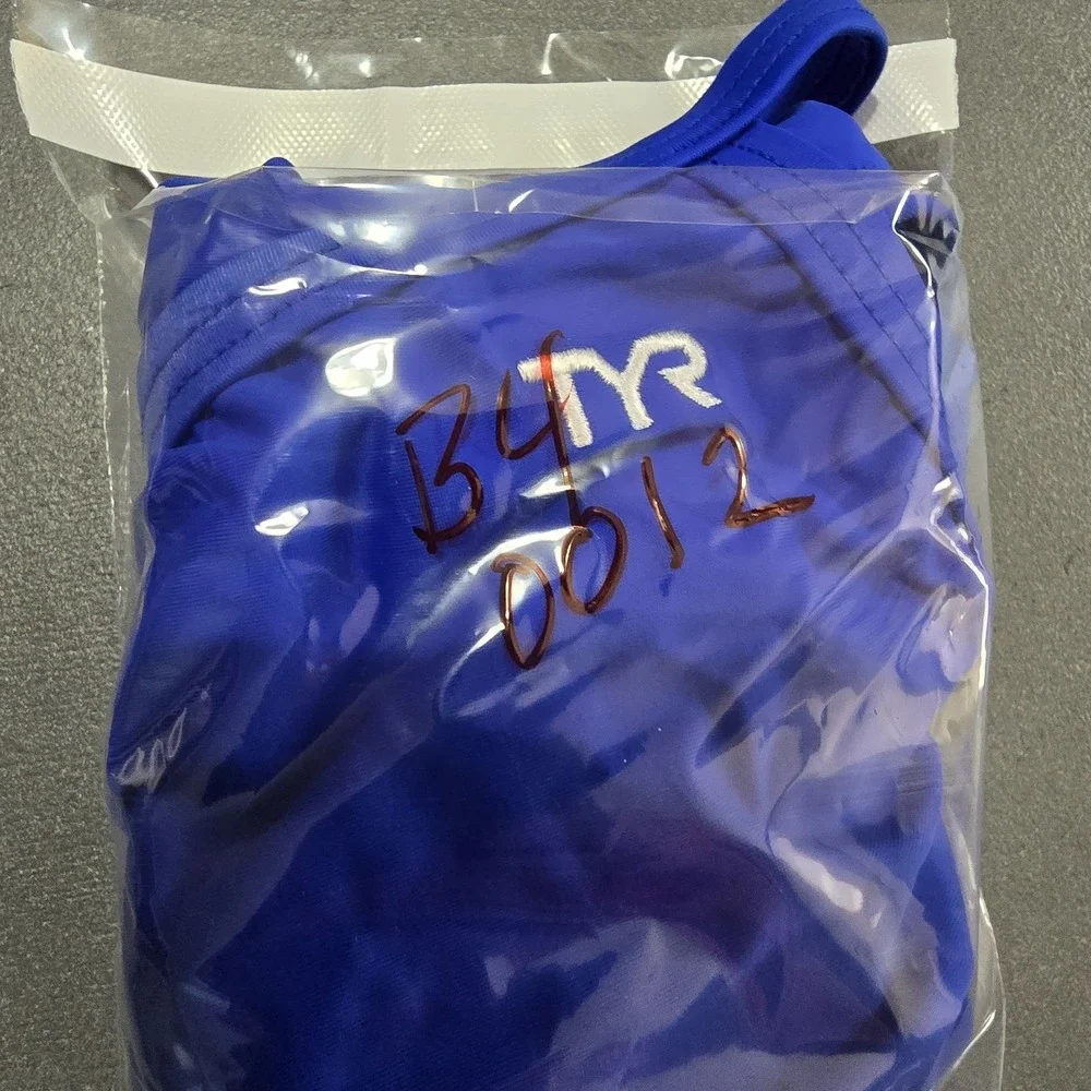 TYR Girls Solid Diamondfit Swimsuit Royal Blue One Piece DSOL1A Size 28 S